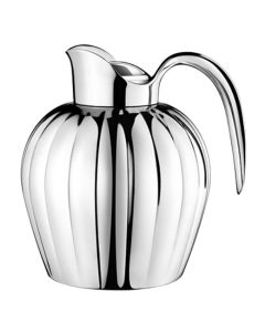 The Georg Jensen stainless steel 0,8L jug.