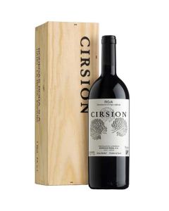 This is the Bodegas Roda Cirsion 2015 75cl Red Wine with its decorative wooden box. 

