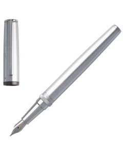 This silver fountain pen has been designed by Hugo Boss as part of their gear metal collection.