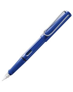 The LAMY blue fountain pen in the Safari collection.