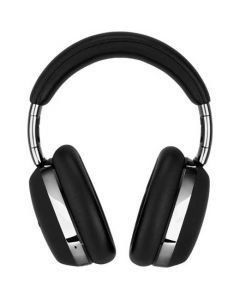 These Montblanc Black Over-Ear MB 01 Smart Travel Headphones feature a smooth leather finish.