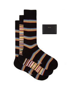 This Signature Stripe Card Holder & Socks Gift Set has been designed by Paul Smith. 