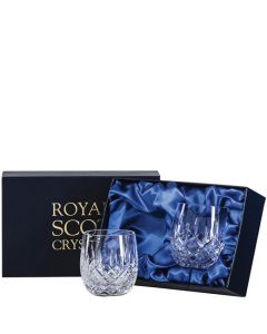 These London 2 x 35cl Gin & Tonic Barrel Tumblers will be presented inside a Royal Scot Crystal gift box. 