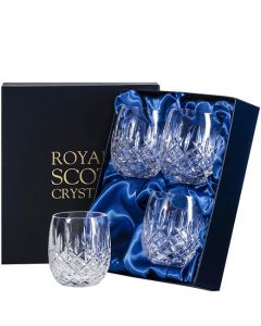 These London 4 x 35cl Gin & Tonic Barrel Tumblers are presented inside a Royal Scot Crystal gift box. 