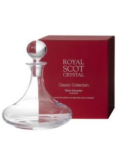 This Classic Collection 75cl Ships Decanter will be presented inside a bespoke gift box.
