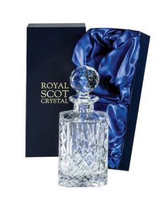 This London 80cl Square Spirit Decanter will be presented inside a bespoke Royal Scot Crystal gift box.
